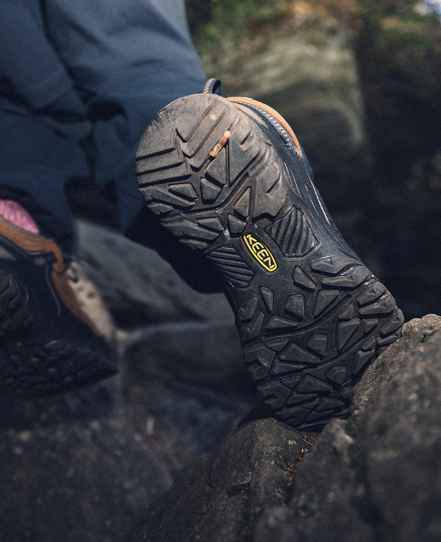 Men's Targhee IV Waterproof Hiking Shoe Triple Black / Keen / Men's|Women's
