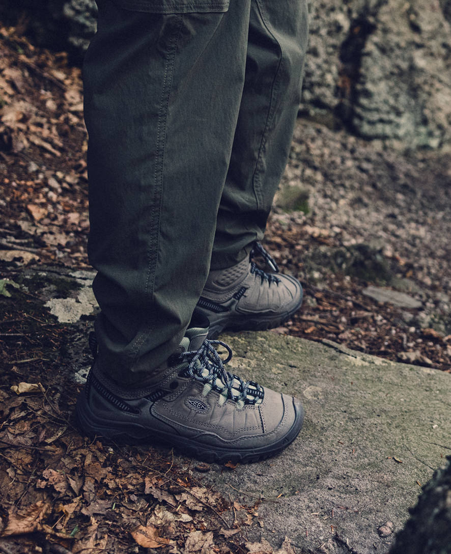 Women's Targhee IV Waterproof Hiking Boot Steel Grey/Lily Pad / Keen / Men's|Women's