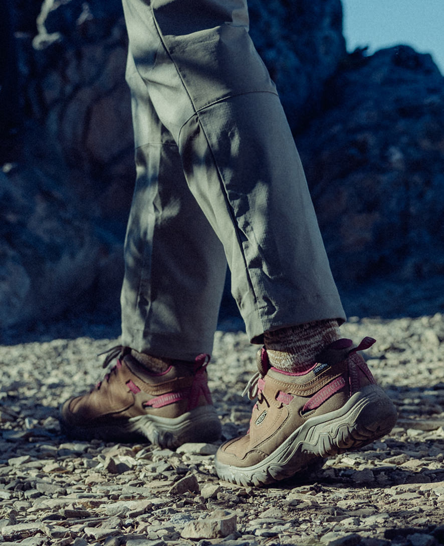 Women's Targhee IV Wide Waterproof Hiking Shoe Alloy/Granite Green / Keen / Men's|Women's