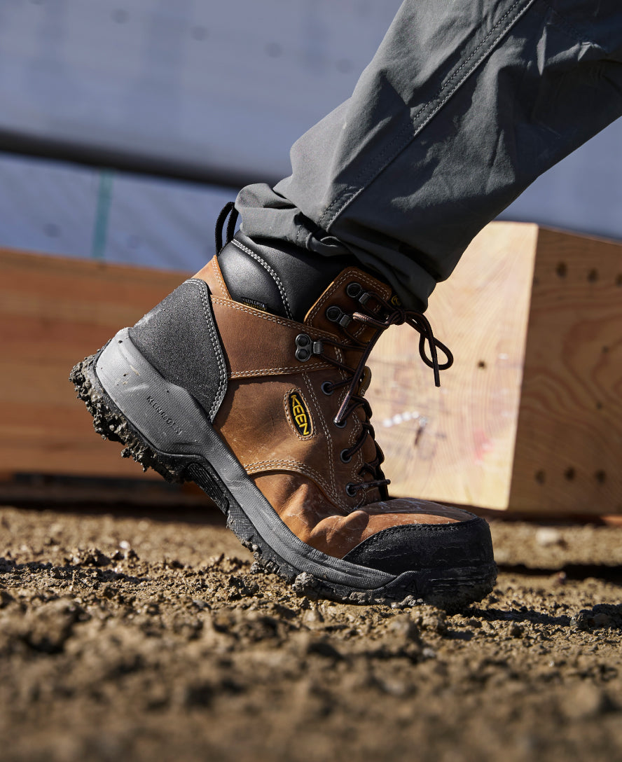 Men's CSA Evanston 6" Waterproof Boot (Carbon Toe) Bison/Black / Keen / Men's