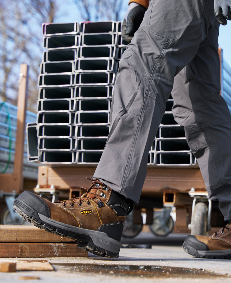 Men's CSA Evanston 6" Waterproof Boot (Carbon Toe) Bison/Black / Keen / Men's