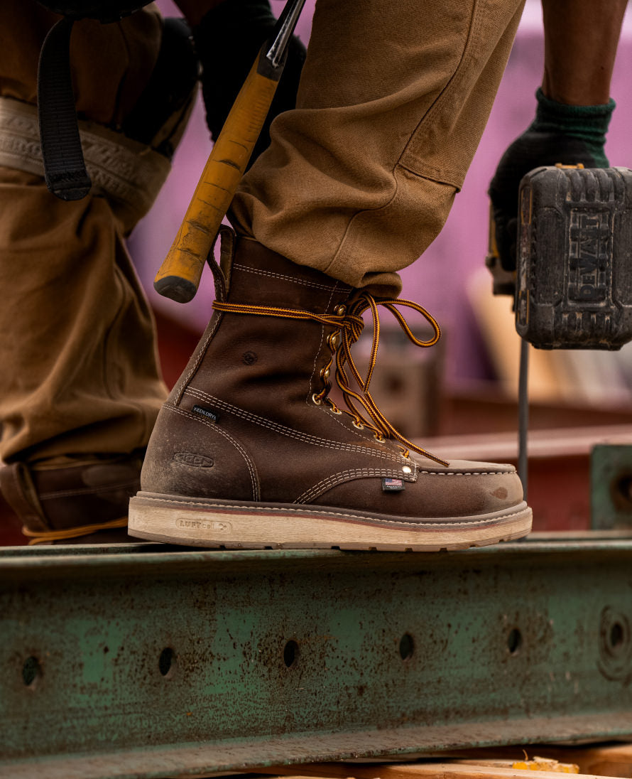Men's Liberty 8" Waterproof Boot (Carbon Toe) Chestnut/Gum / Keen / Men's
