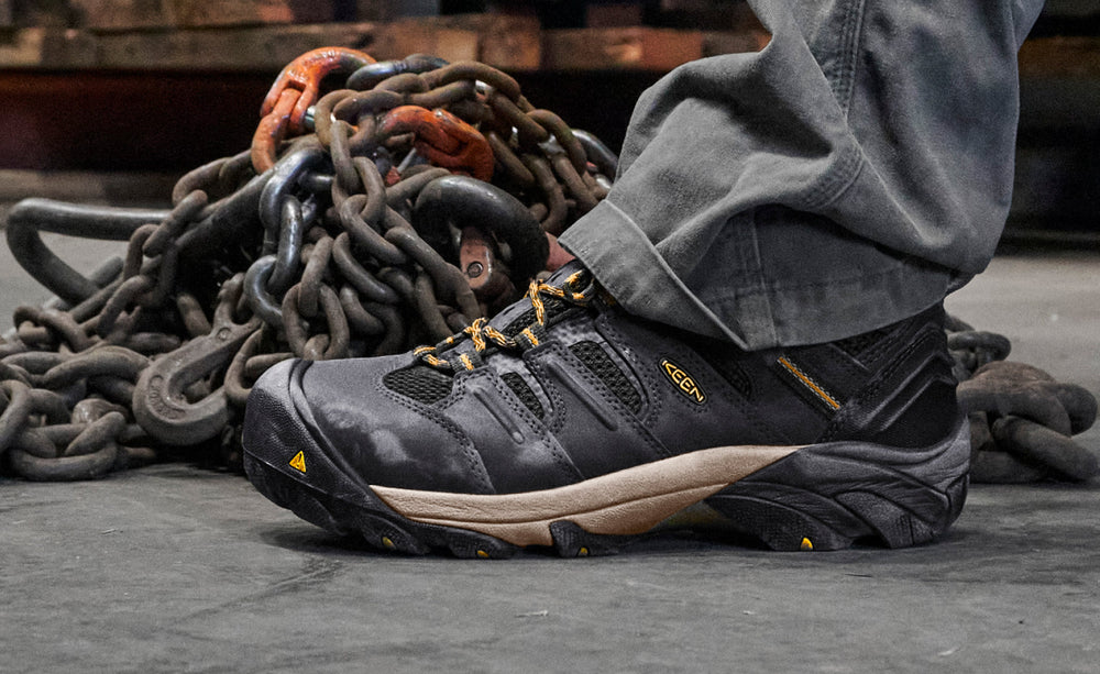 Men's Lansing Mid Waterproof (Steel Toe) Raven/Tawny Olive / Keen / Men's