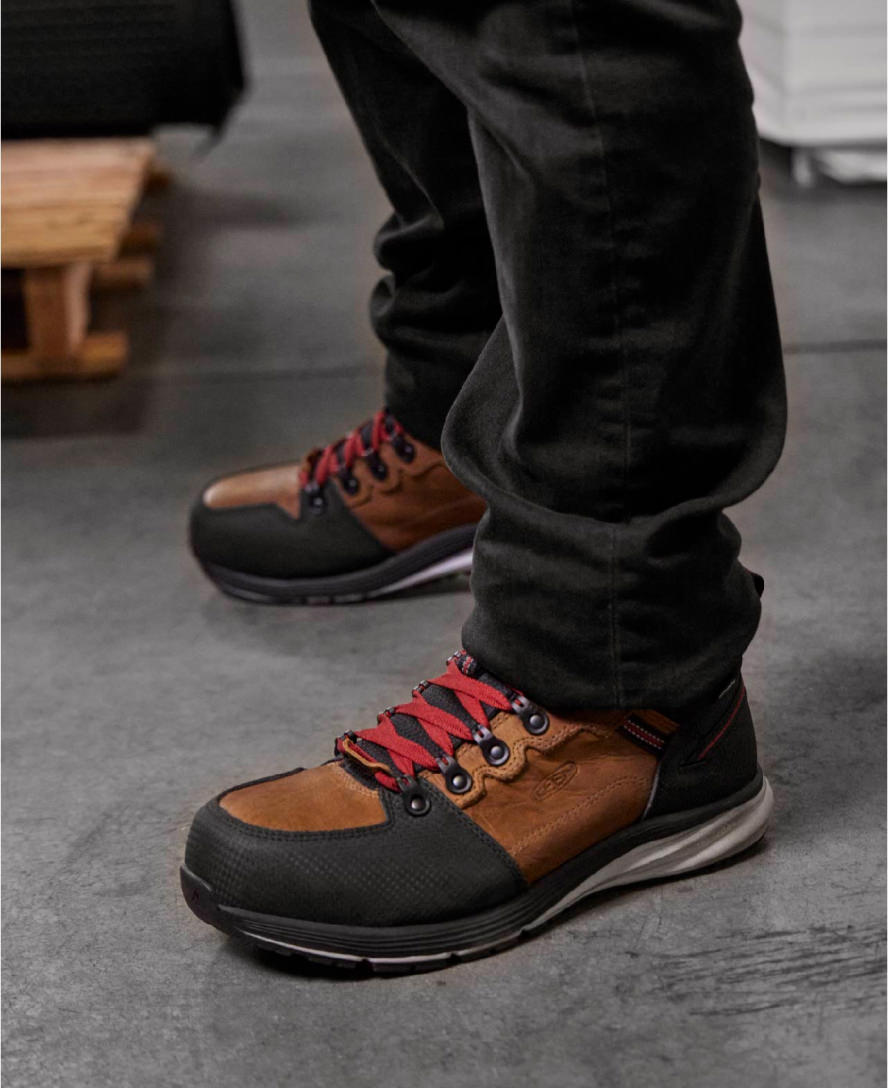 Men's Red Hook Waterproof Boot (Carbon Toe) Tobacco/Black / Keen / Men's