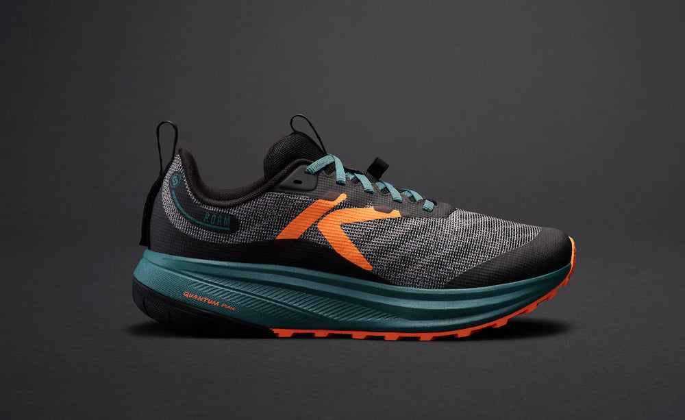 Men's Roam Trail Running Shoe Black/Orange Peel / Keen / Men's