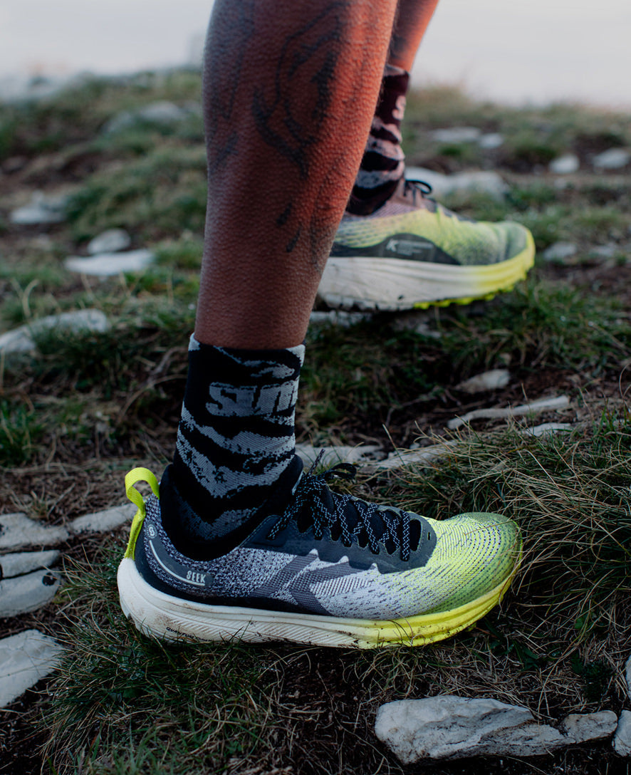 Men's Seek Trail Running Shoe Black/Evening Primrose / Keen / Men's