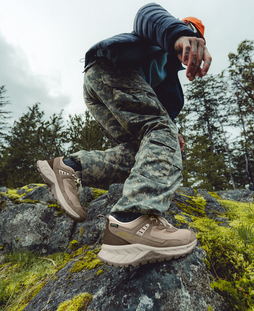 Men's Hightrail Vented Hiking Shoe Martini Olive/Black / Keen / Men's