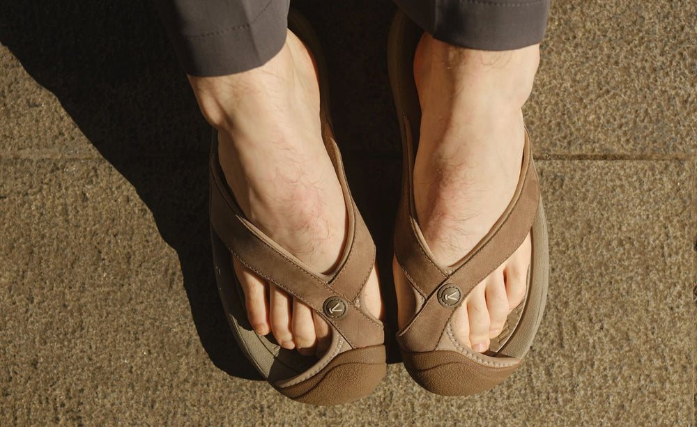Men's Waimea Leather Flip-Flop Destination Pack / Keen / Men's