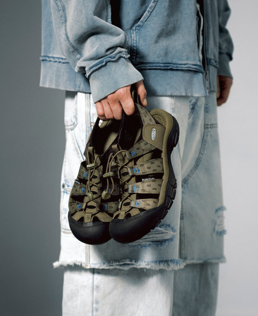 Men's Newport Retro Sandal x Études Studio Etudes Olive / Keen / Men's