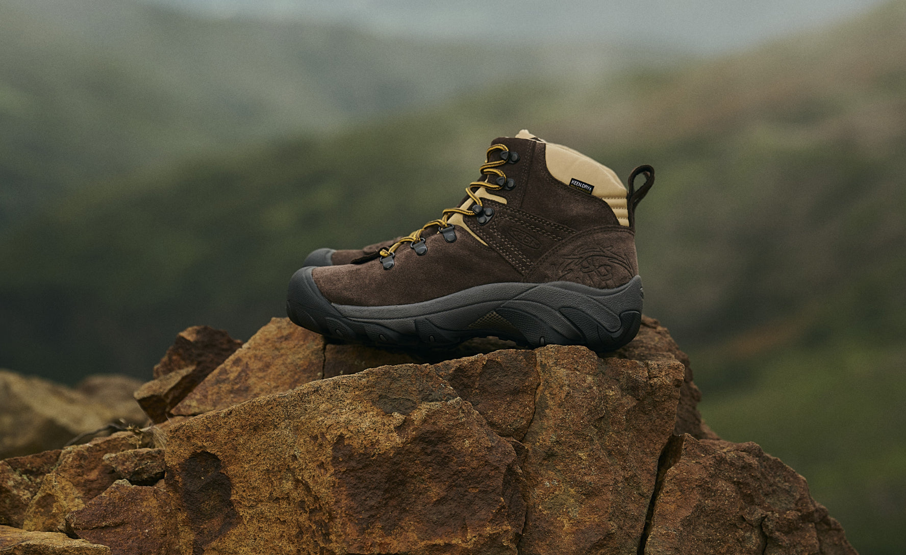 Women's Pyrenees Waterproof Hiking Boot x Mountain Research Mountain Research Brown / Keen / Women's