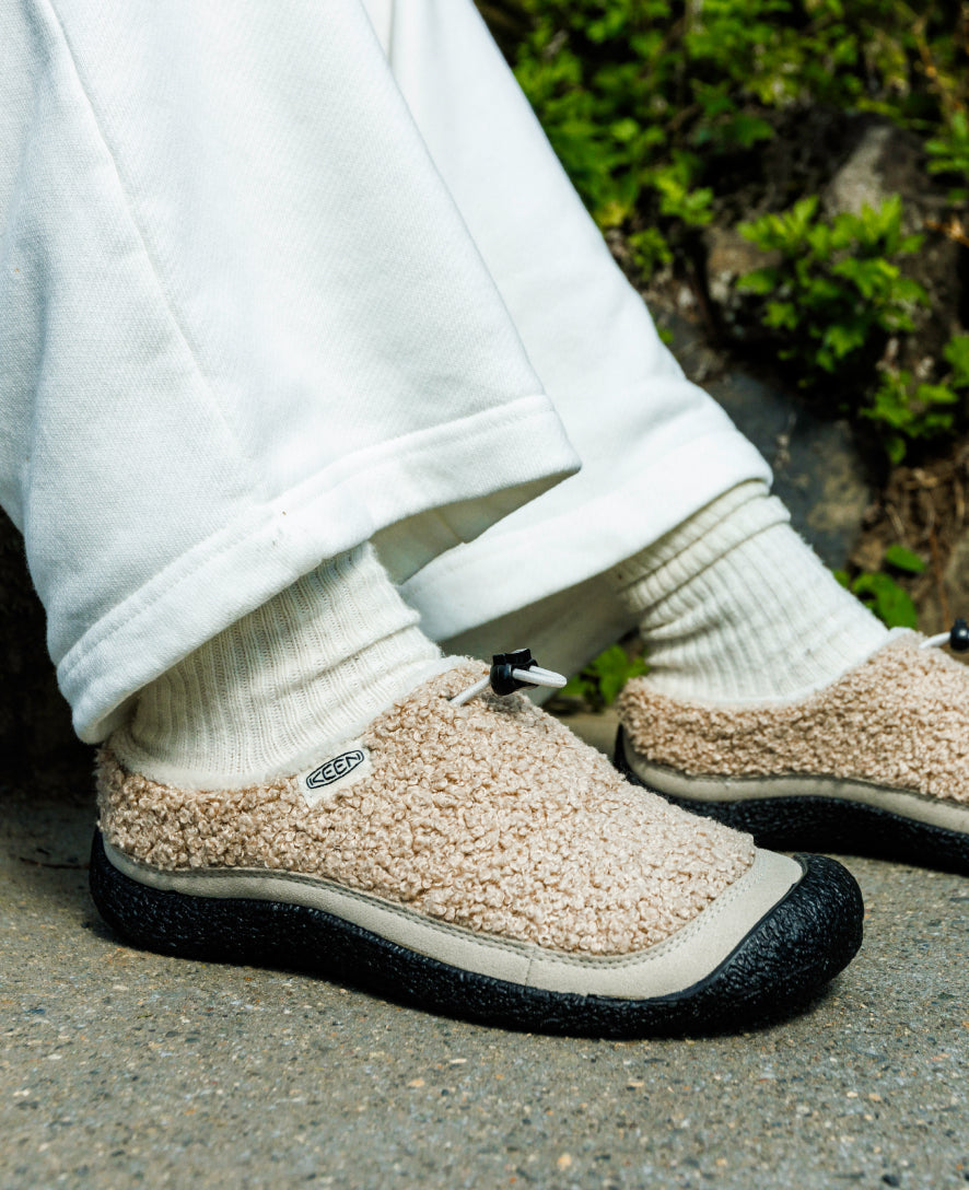 Women's Howser III Slide Plaza Taupe/Black / Keen / Women's