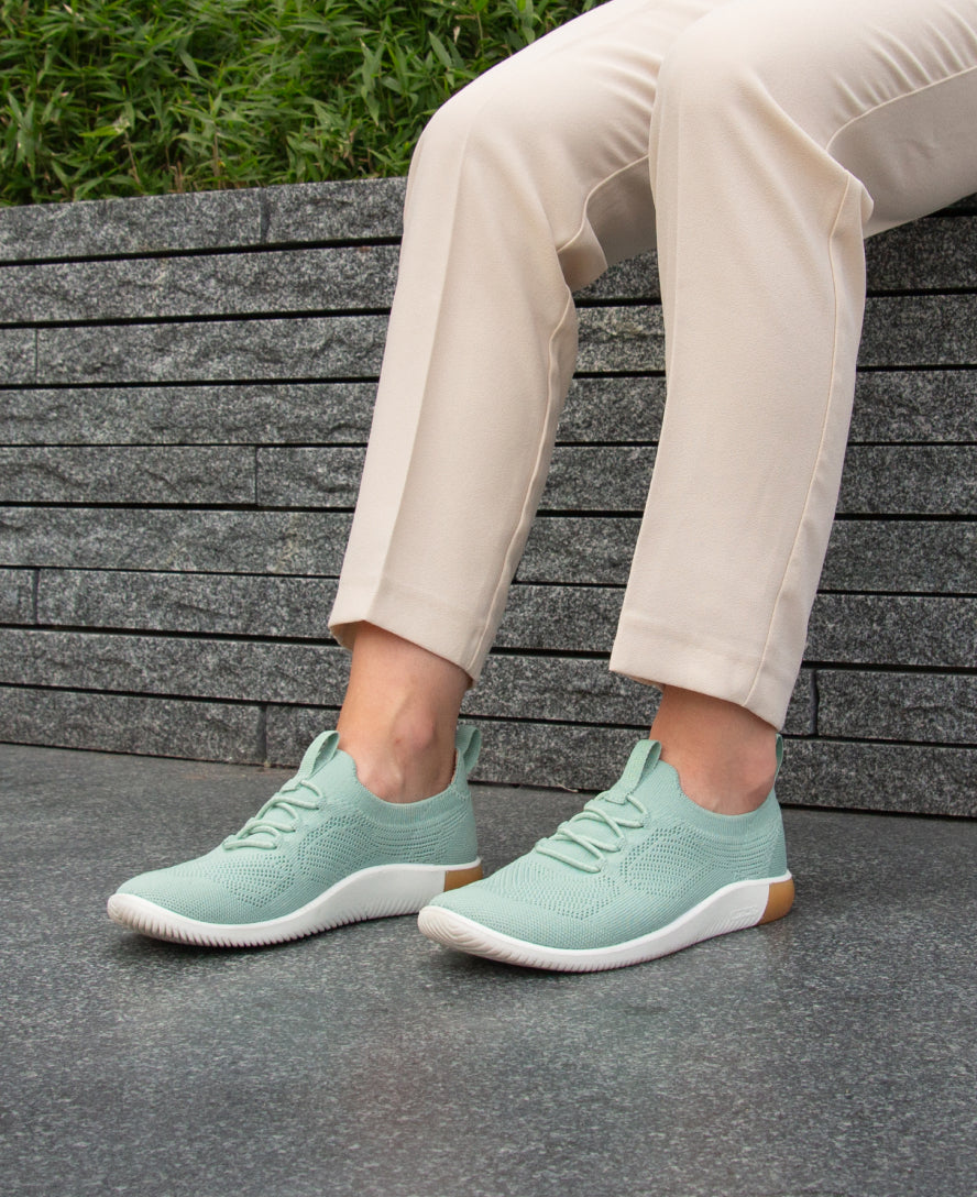 Women's KNX Knit Sneaker Granite Green/Lichen / Keen / Women's